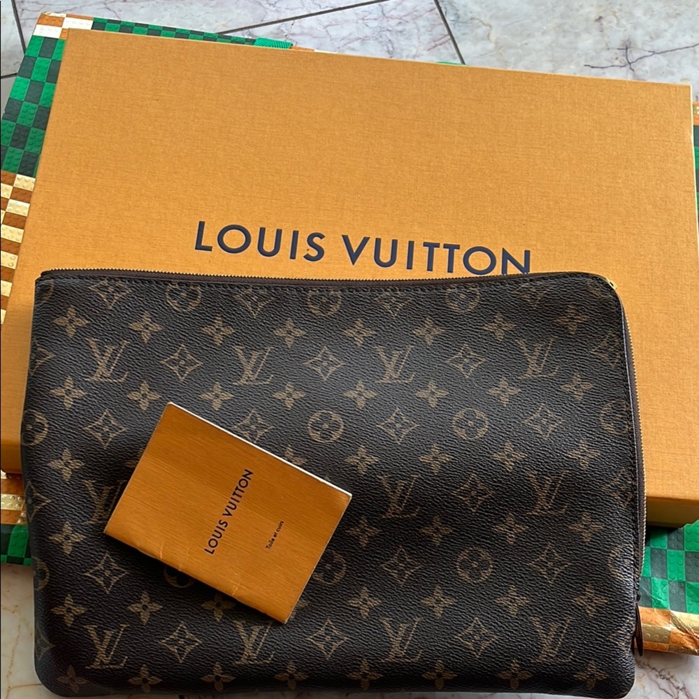 Louis Vuitton Brown Monogram Toiletry Bag - Picture 5 of 5